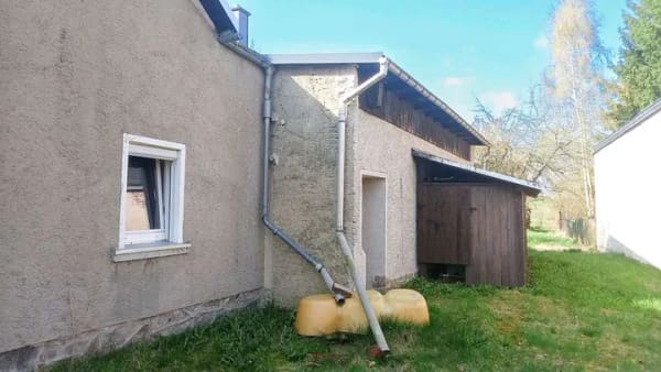 Immobilie in Falkenstein/Vogtland - Wohnen mit Charakter: Großzügiges Einfamilienhaus in Falkenstein - Bild 2