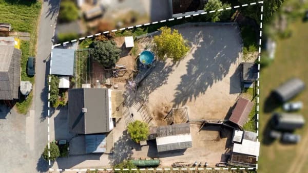 Immobilie in Kastl - Idyllisches Reitanwesen! Zweifamilienhaus mit Offenstall, Reitplatz und Nebengebäuden - Bild 4