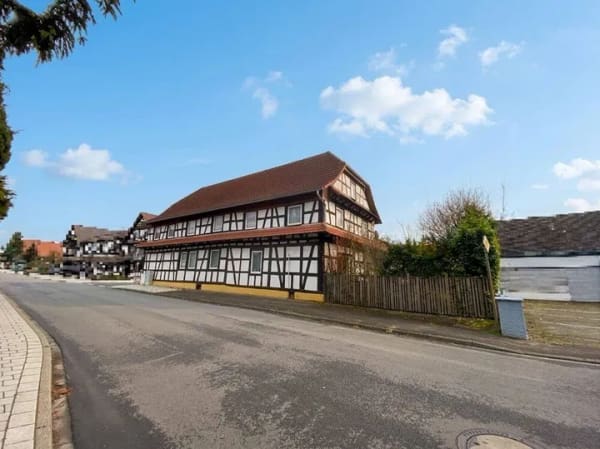 Immobilie in Lichtenau - Provisionsfrei: Denkmalgeschützte Investmentchance mit Baugrundstück in Lichtenau - Bild 0