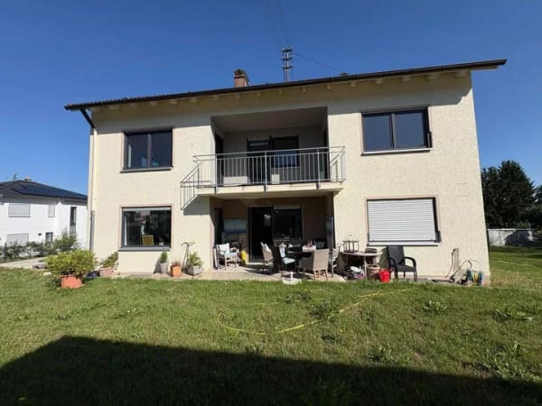 Immobilie in Binswangen - Kapitalanlage mit Potenzial - Dreifamilienhaus in Binswangen - Bild 1