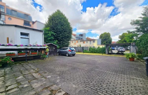 Immobilie in Köthen (Anhalt) - Kapitalanlage mit Zukunft - vollvermietetes Mehrfamilienhaus mit sieben Wohneinheiten - Bild 2