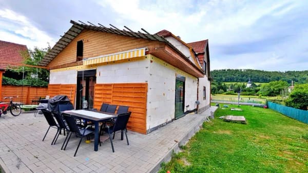 Immobilie in Hildburghausen - Großes Einfamilienhaus in Hildburghausen - Bild 1