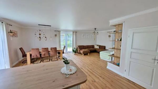 Immobilie in Hildburghausen - Großes Einfamilienhaus in Hildburghausen - Bild 2