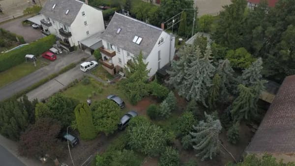 Immobilie in Hirschstein - Charmantes Einfamilienhaus mit Balkon, Garage und Garten - Ihr neues Zuhause in Prausitz - Bild 4