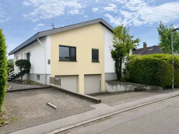 Immobilie in Willstätt - Wohnen auf einer Ebene in ruhiger Lage mit großem Grundstück - Bild 0