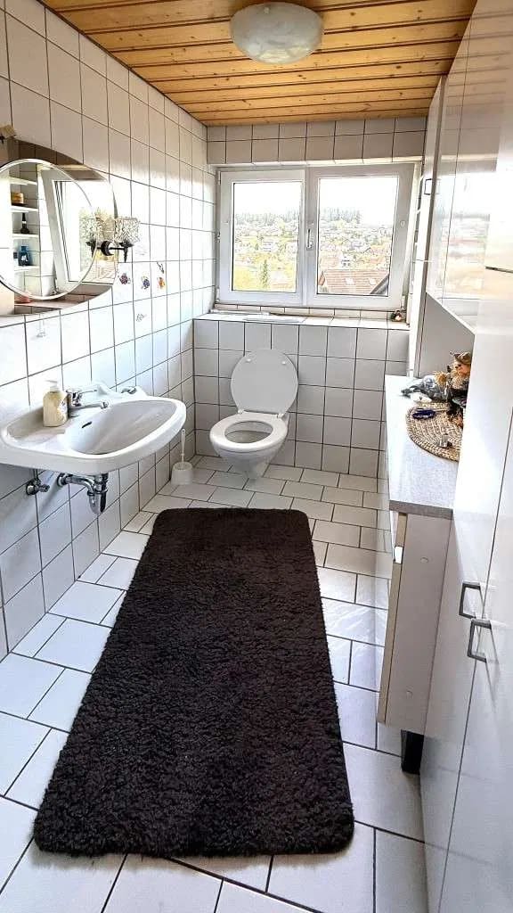 Immobilie in Unterkirnach - Gepflegtes freistehendes 1-2-Familien-Haus in Unterkirnach - Bild 2