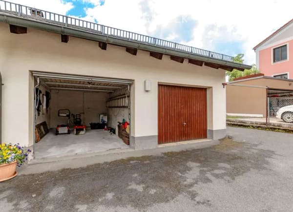 Immobilie in Dießen am Ammersee - EINFAMILIENHAUS MIT WEITLÄUFIGEM GRUNDSTÜCK - DIEßEN AM AMMERSEE - Bild 1