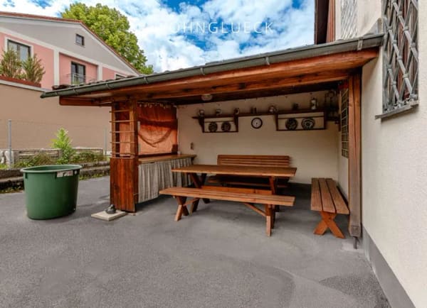 Immobilie in Dießen am Ammersee - EINFAMILIENHAUS MIT WEITLÄUFIGEM GRUNDSTÜCK - DIEßEN AM AMMERSEE - Bild 2