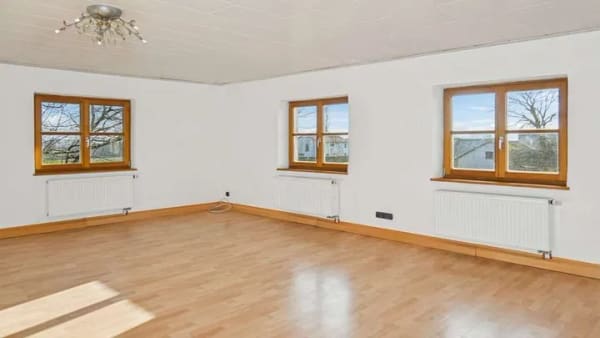 Immobilie in Büchlberg - Südlage-Bauernhaus 15 km von Passau - nur 328.000 EUR! - Bild 2