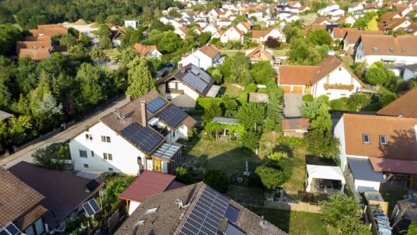 Immobilie in Burglengenfeld - Zweifamilienhaus | ca. 276 m² Wohnfläche | 1.215 m² Grundstück - Bild 2