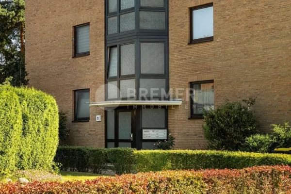 Immobilie in Lüneburg - Kapitalanlage in ruhiger Wohnlage in Lüneburg am Ebensberg: 3-Zimmer-Wohnung mit Balkon & Stellplatz - Bild 1