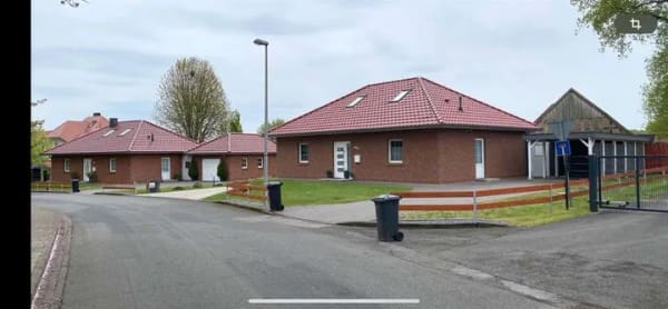 Immobilie in Kirchdorf - Schicker neuwertiger Bungalow (Bj. 2020) m. Carport, in zentraler Lage von Kirchdorf

 - Bild 3