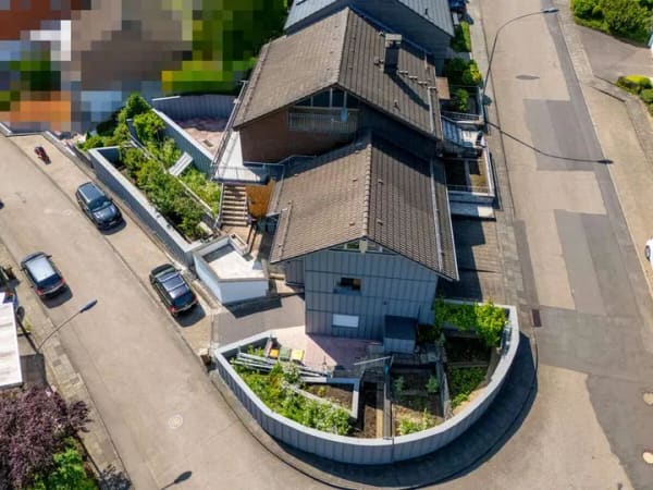 Immobilie in Overath - Overath - Immekeppel:
Großzügiges Einfamilienhaus mit drei Garagen - Bild 0