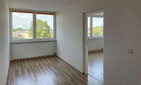 Immobilie in Pulheim - Helle Räume und viel Platz: 3-Zimmer-Wohnung mit Loggia - Bild 3
