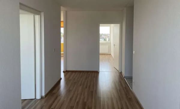 Immobilie in Pulheim - Helle Räume und viel Platz: 3-Zimmer-Wohnung mit Loggia - Bild 4