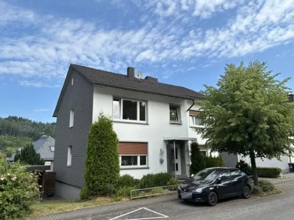 Immobilie in Lennestadt - Mehrfamilienhaus in Lennestadt (Altenhundem) - Bild 0