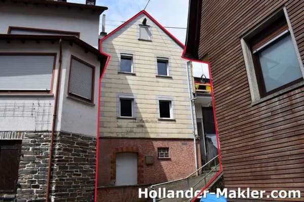 Immobilie in Briedel - Gemütliches Wohnhaus mit Garten, Moselgrundstück und herrlichem Blick auf die Weinberge - Bild 0