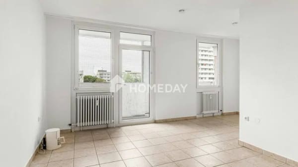 Immobilie in Frankfurt am Main - Sofort bezugsfreie 1,5-Zimmer-Wohnung mit Balkon im 7. Obergeschoss in Frankfurt - Bild 2