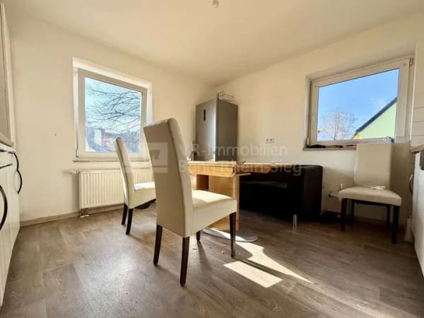 Immobilie in Siegburg - Freistehendes Zweiparteienhaus mit Baugenehmigung für ein weiteres Objekt! - Bild 3