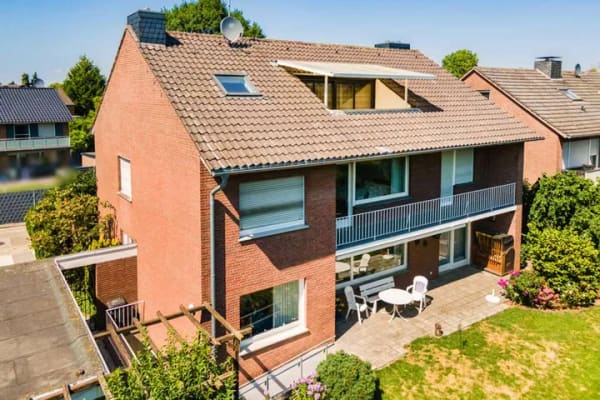Immobilie in Goch - Großes Wohnhaus mit flexiblen Nutzungsmöglichkeiten und beeindruckender Raumvielfalt - Bild 1