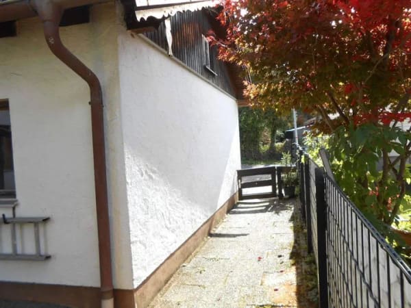 Immobilie in Tacherting - Familienglück mit Garten & Garage – Doppelhaushälfte in Wajon bei Tacherting - Bild 3