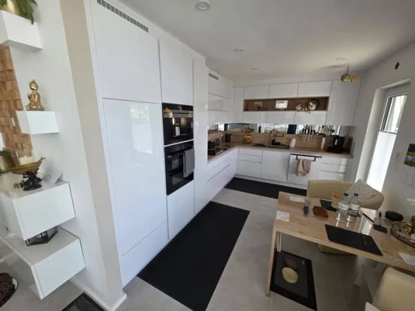 Immobilie in Rubkow - Modernes Wohnen auf einer Ebene – neuwertiger Bungalow in begehrter Architektur - Bild 1