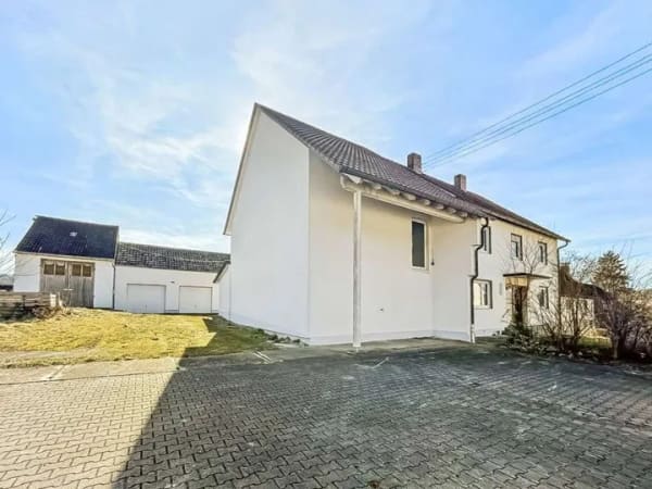 Immobilie in Zusmarshausen - Großzügiges Einfamilienhaus mit Potential in Zusmarshausen- Steinekirch - Bild 0