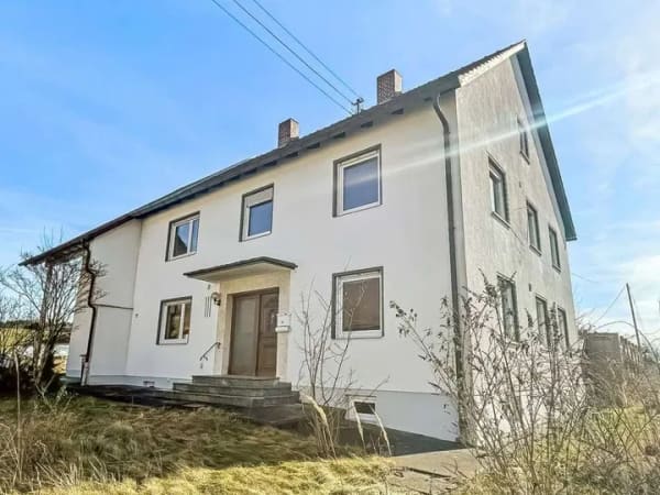 Immobilie in Zusmarshausen - Großzügiges Einfamilienhaus mit Potential in Zusmarshausen- Steinekirch - Bild 1
