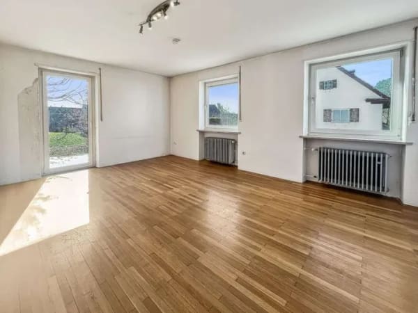 Immobilie in Zusmarshausen - Großzügiges Einfamilienhaus mit Potential in Zusmarshausen- Steinekirch - Bild 3
