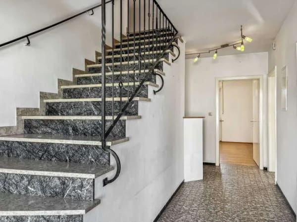 Immobilie in Zusmarshausen - Großzügiges Einfamilienhaus mit Potential in Zusmarshausen- Steinekirch - Bild 4