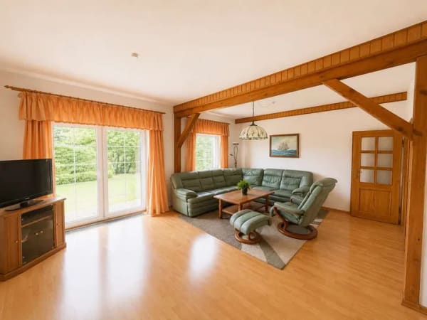 Immobilie in Zierow - Geräumige Doppelhaushälfte in Zierow mit 4-Zimmern, Garage und 1.479 m² Grundstück...!!! - Bild 2