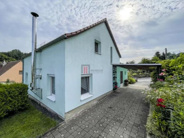 Immobilie in Struppen - Charmantes Einfamilienhaus mit traumhaftem Grundstück, Pool und Doppelgarage - Bild 3