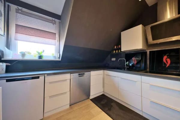 Immobilie in Speichersdorf - Attraktive Dachgeschosswohnung mit Balkon – zuverlässig vermietet! - Bild 4
