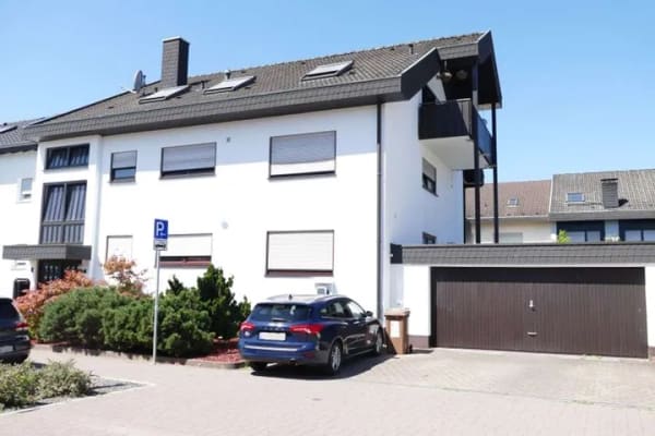 Immobilie in Bietigheim - Außergewöhnlich: 143m² große EG-Wohnung mit komplett eigenem Grundstück - Bild 0