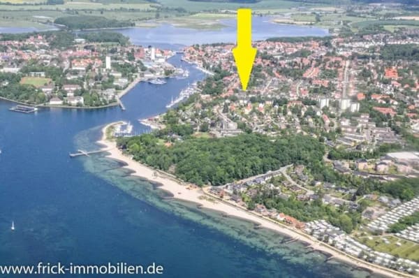 Immobilie in Neustadt in Holstein - Doppelhaushälfte mit Garage - Toplage 150 m zum Hafen - Vermietet - Bild 1