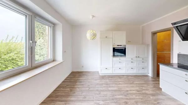 Immobilie in Schallodenbach - Hier beginnt Ihr nächstes Kapitel – gemütliches Eigenheim in ruhiger Lage von Schallodenbach - Bild 2
