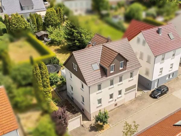 Immobilie in Pfullingen - Natur vor der Tür, alles Wichtige ganz nah - Dein neues Zuhause für die ganze Familie mit viel Poten - Bild 3