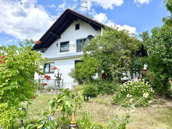 Immobilie in Weißenhorn - Schönes Einfamilienhaus
mit tollem Garten
in Weißenhorn-Bubenhausen - Bild 1