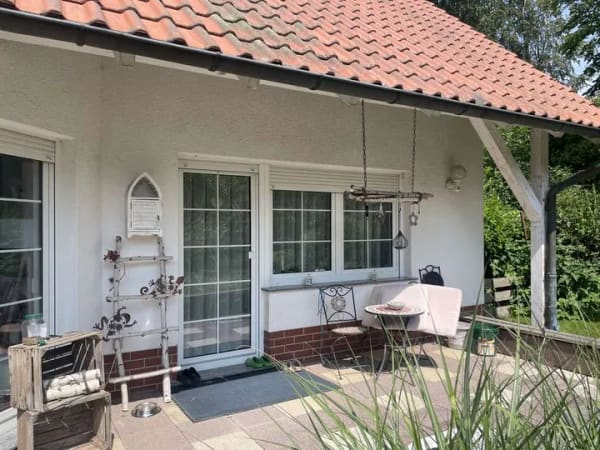 Immobilie in Thale - Paradies für Naturliebhaber direkt am Wald mit Kamin, Carport, Teich, Nebengelass, Ruhe u.v.m. .. - Bild 2