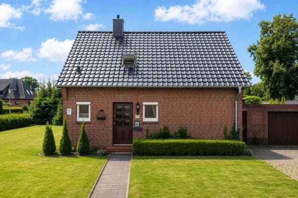 Immobilie in Stadland - Freistehendes Einfamilienhaus mit Wintergarten, Garage und großem Gestaltungspotenzial, Obj. 9850 - Bild 2