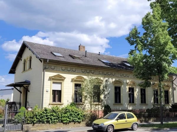 Immobilie in Nauen - PROVISIONSFREI | Historische Stadtvilla - Wohnen, Arbeiten oder Mehrgenerationen unter einem Dach - Bild 0