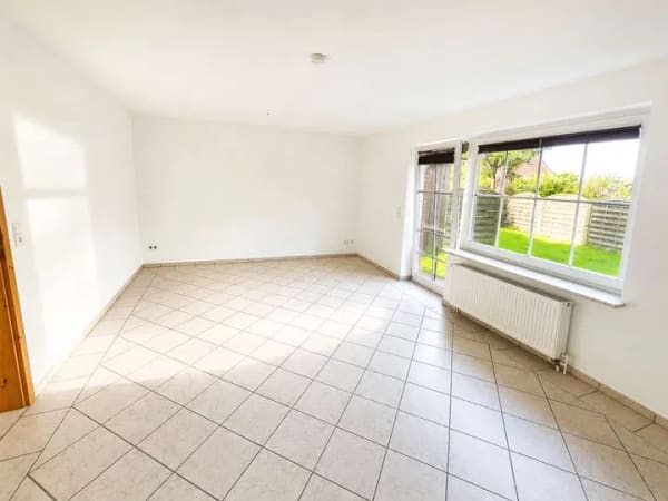 Immobilie in Simonsberg - Doppelhaus mit Garten und Carport in begehrter Lage! - Bild 3