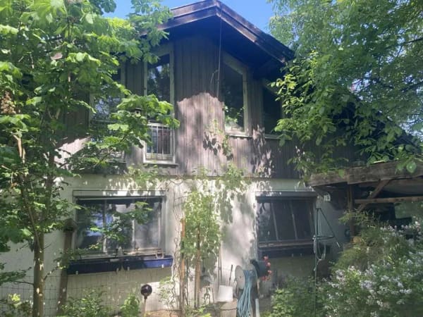 Immobilie in Huglfing - Solides Ein- bis Zweifamilienhaus auf 1.078 m² Grundstück - Bild 0