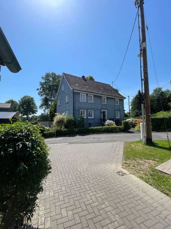 Immobilie in Nümbrecht - Einfamilien bzw. Mehrgenerationen-Haus mit viel Platz im Dorfkern - Bild 2
