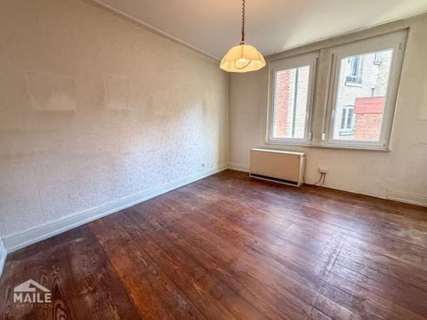 Immobilie in Stuttgart - Helle und gut geschnittene 2-Zimmerwohnung mit kleinem Balkon im Herzen von S-Süd! - Bild 2