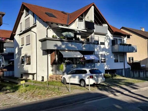 Immobilie in Rottenburg am Neckar - Super Kapitalanlage: 1-Zimmer-Appartement +++ Komplett renoviert +++ Stellplatz UND TG inklusive +++ - Bild 0