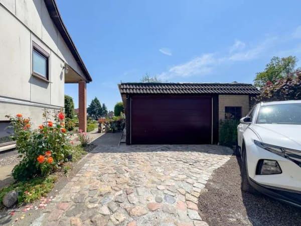 Immobilie in Klausdorf - Wohnhaus mit Pension in Klausdorf // ~500m Luftlinie zum Wasser // Grundstück mit Bebauungspotenzial - Bild 4