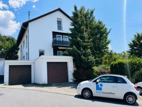 Immobilie in Dossenheim - Lichtdurchflutete 4-Zi.-Wohnung mit Wärmepumpe, zwei Balkonen & Einzelgarage – bezugsfrei - Bild 1