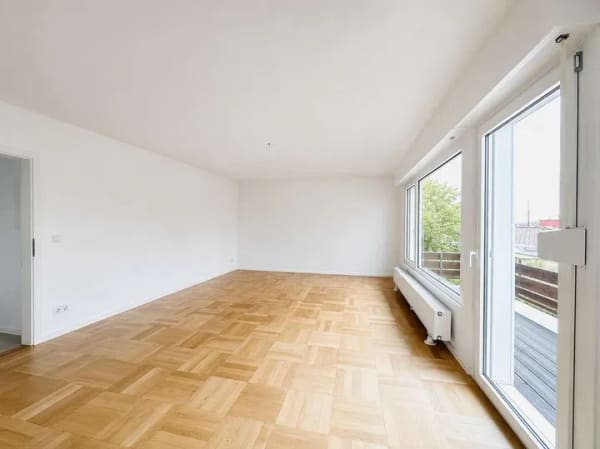 Immobilie in Dossenheim - Lichtdurchflutete 4-Zi.-Wohnung mit Wärmepumpe, zwei Balkonen & Einzelgarage – bezugsfrei - Bild 4