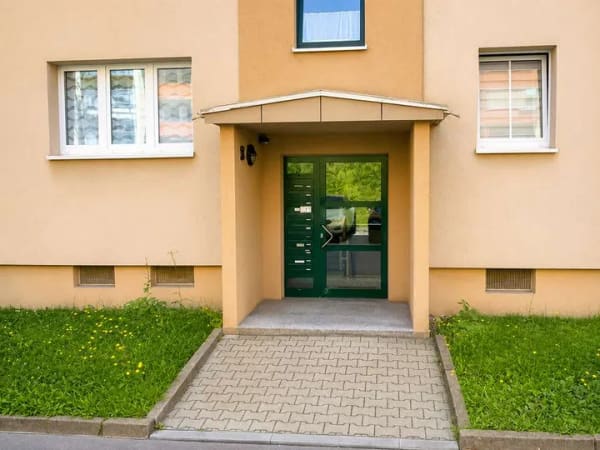 Immobilie in Zschopau - Kapitalanlage oder Eigennutzung – 3 Zimmer mit Balkon und Fernblick - Bild 3
